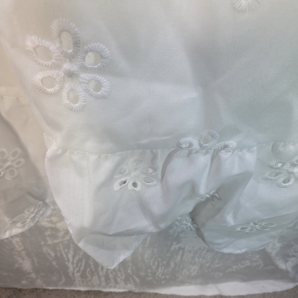 White Eyelet Womens Dress Size Medium - Picture 5 of 7